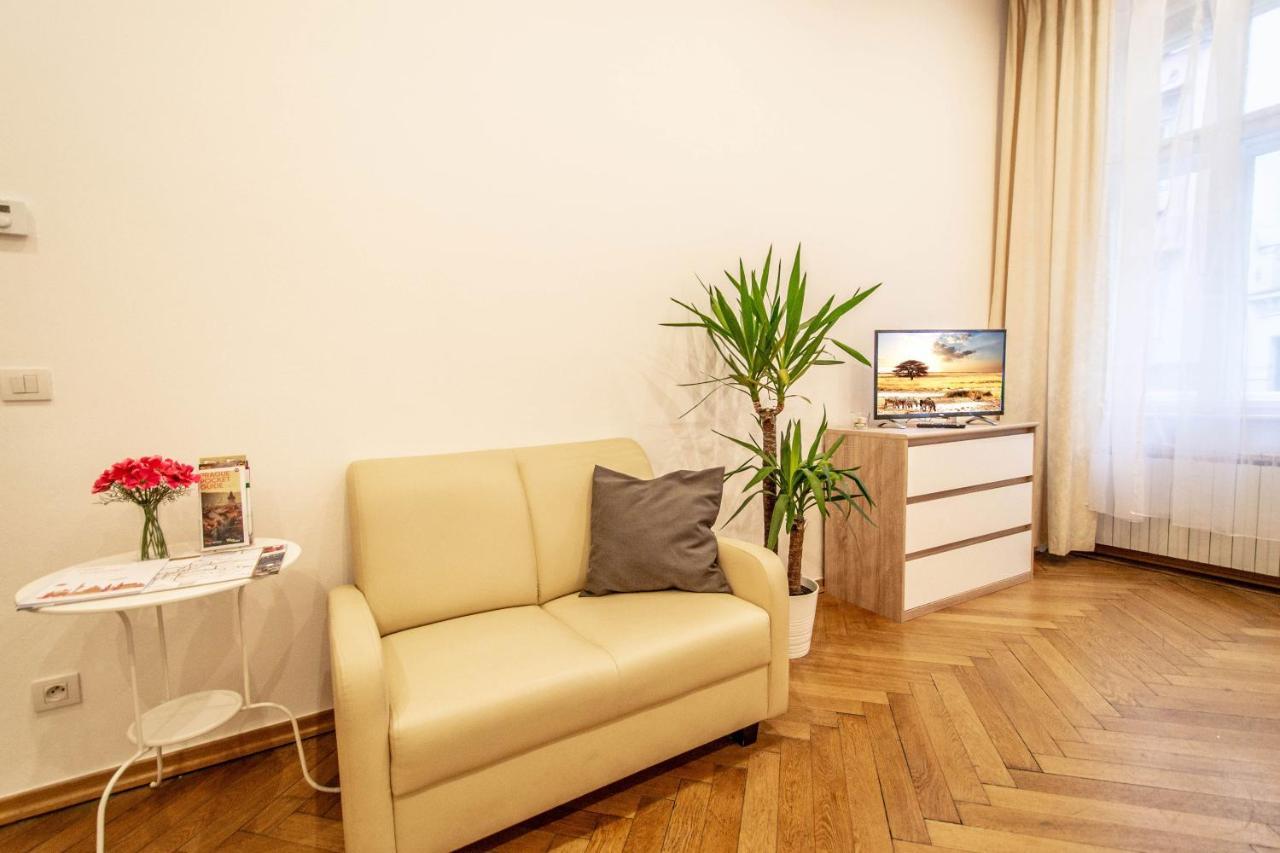 Vojtesska Apartment By Ruterra براغ المظهر الخارجي الصورة